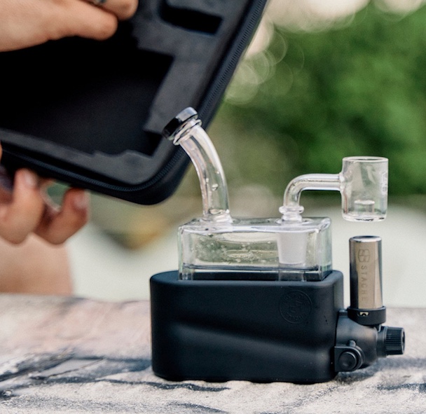 Best Portable Dab Rig All-in-one Dab Rig Torch Setups of 2022 - E-Nail.com